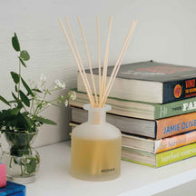 APOTHEKE Tonka Oak Reed Diffuser