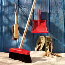 Redecker Children's Dustpan Brush