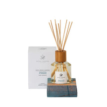 Acca Kappa Eucalyptus & Oakmoss Diffuser + Reeds
