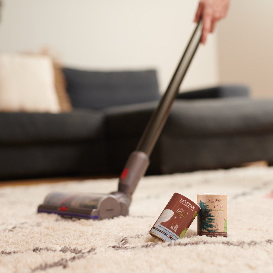 Esteban Cèdre Vacuum Cleaner Powder