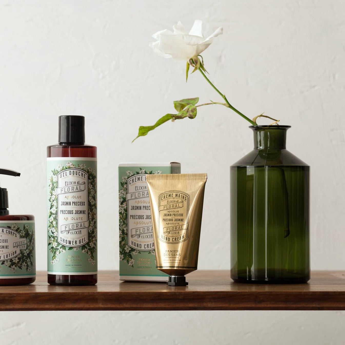 Panier des Sens Precious Jasmine Perfumed Shower Gel