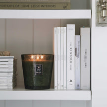 VOLUSPA Temple Moss Boxed 3 Wick Hearth Candle