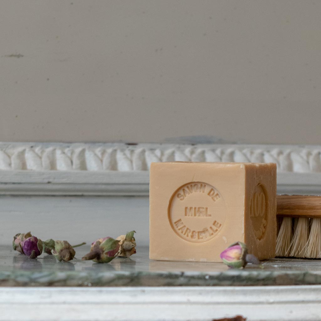 Les Choses Simples Shea Butter Soap Bar - Honey