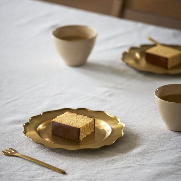 Fog Linen Work Brass Ruffle Edge Tray (M)