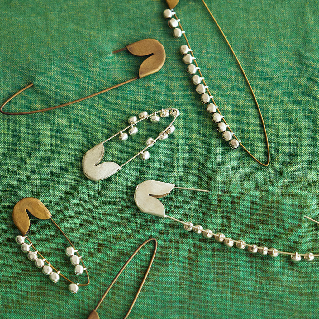 Fog Linen Work Brass Safety Pin (M)