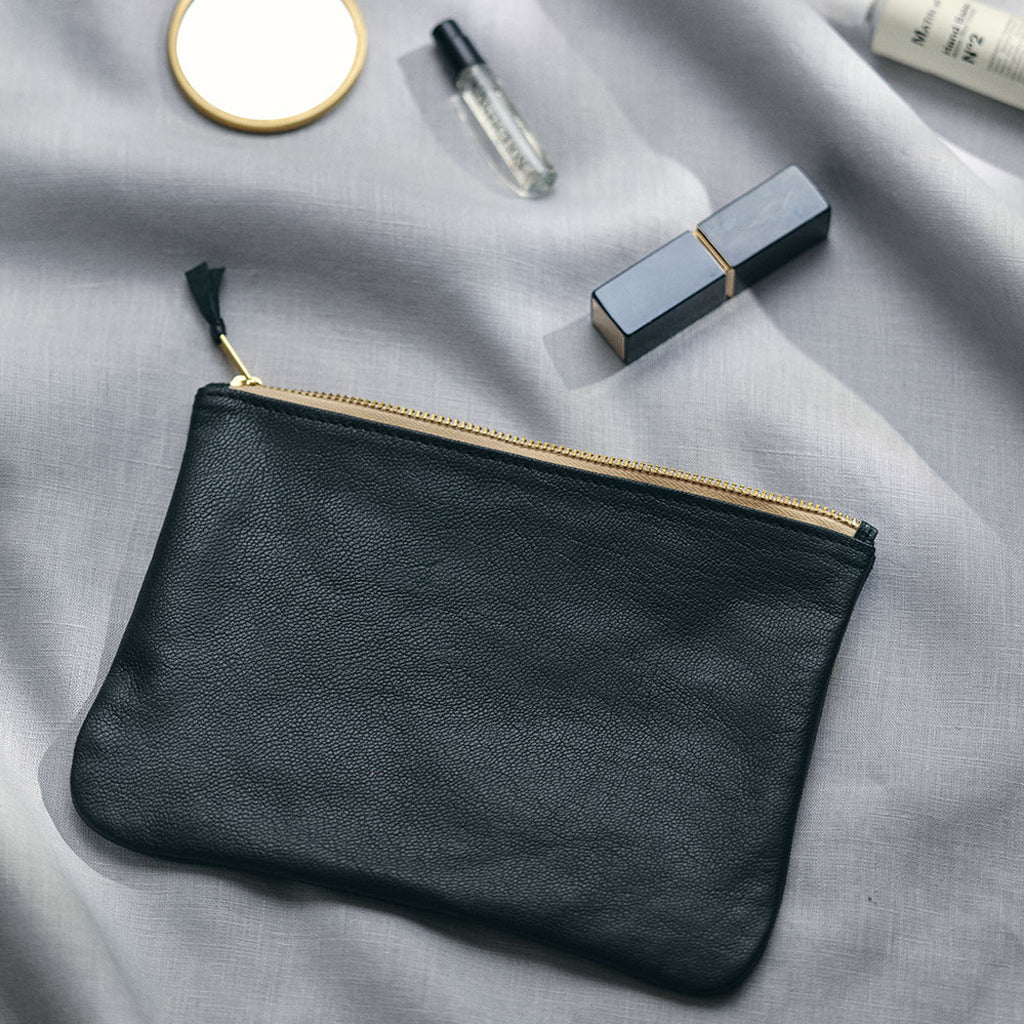 Fog Linen Work Joseph Leather Pouch (M)