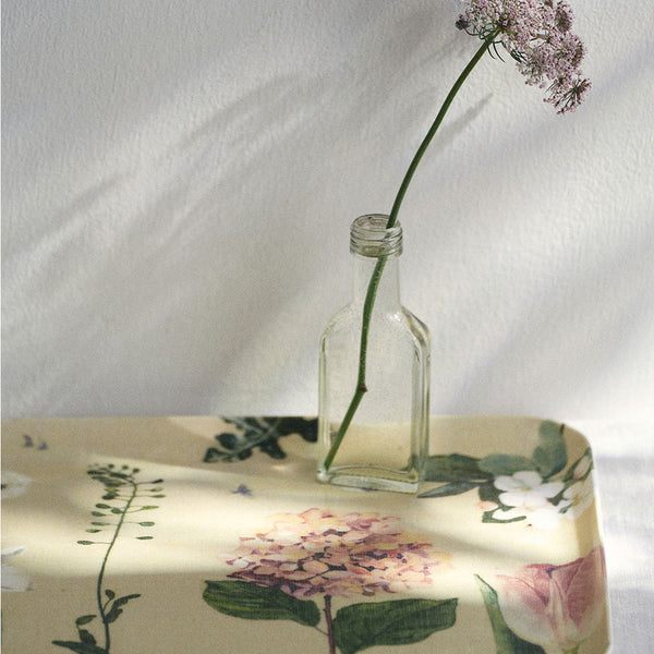 Fog Linen Work Linen Coated Tray (M): Misato Ogihara Botanical