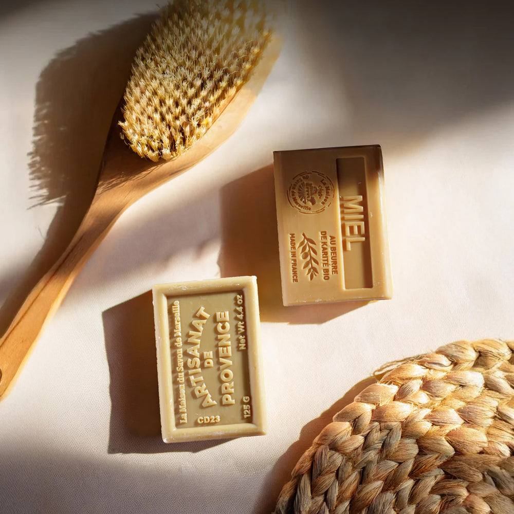 La Maison du Savon de Marseille Shea Butter Soap 125g - Miel / Honey