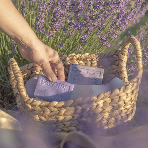 La Maison du Savon de Marseille Shea Butter Soap 250g - Lavande Broyee / Crushed Lavender