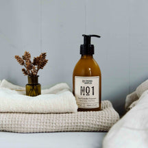 Les Choses Simples Les Grandes Vacances Hand & Body Soap - 250ml