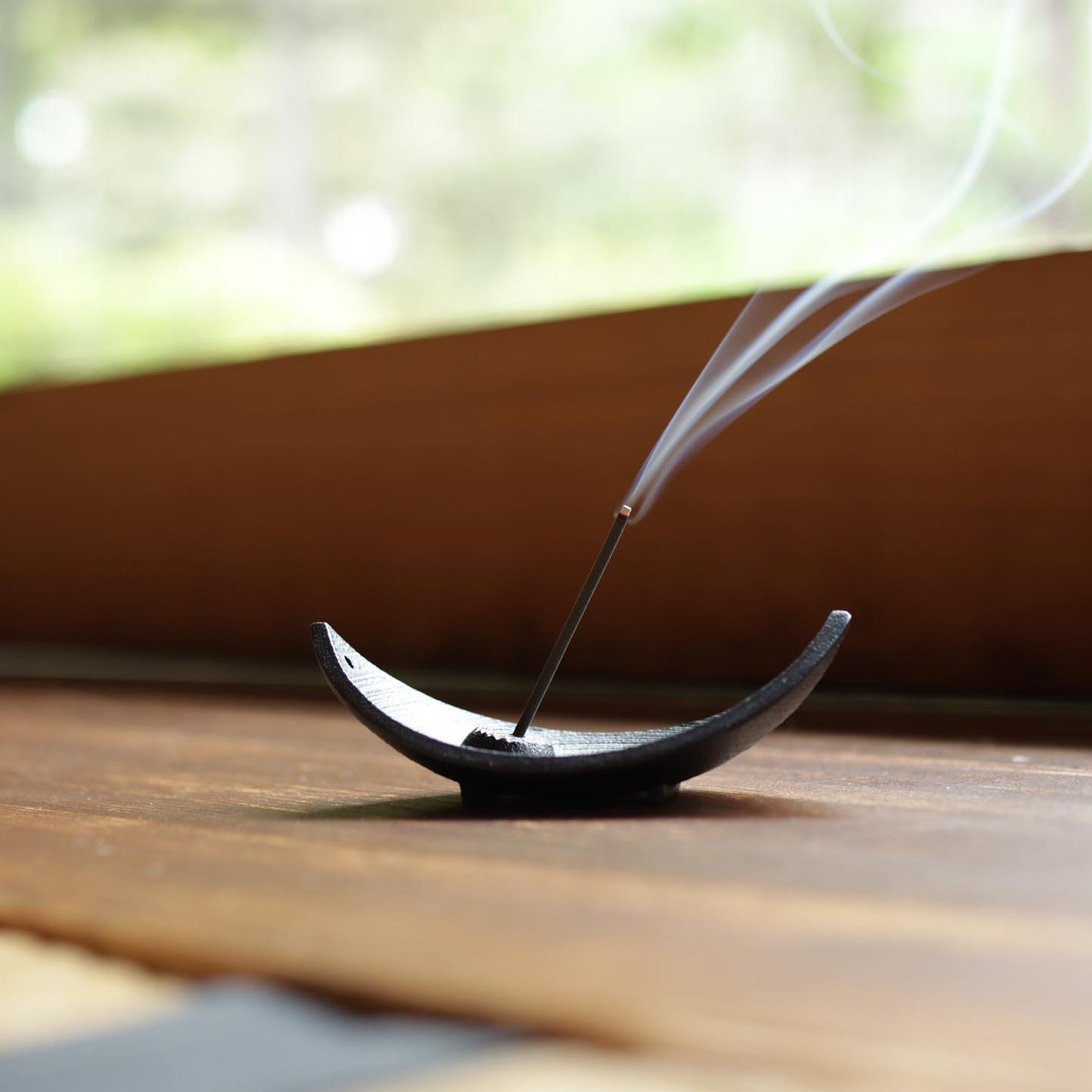 Nippon Kodo Cast Iron Leaf Tray