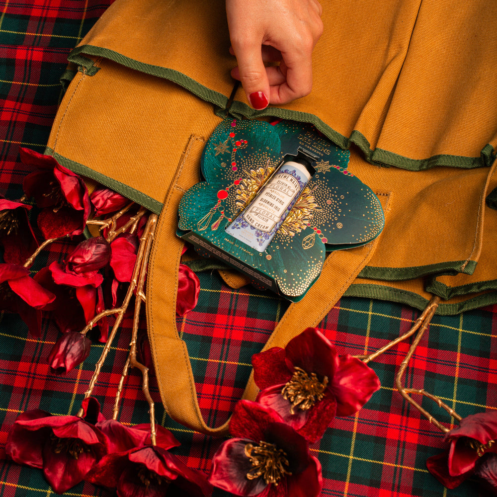 Noel Boxed Ornament Blooming Iris Hand Cream