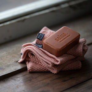 Salus Chamomile & Rose Geranium Clay Soap