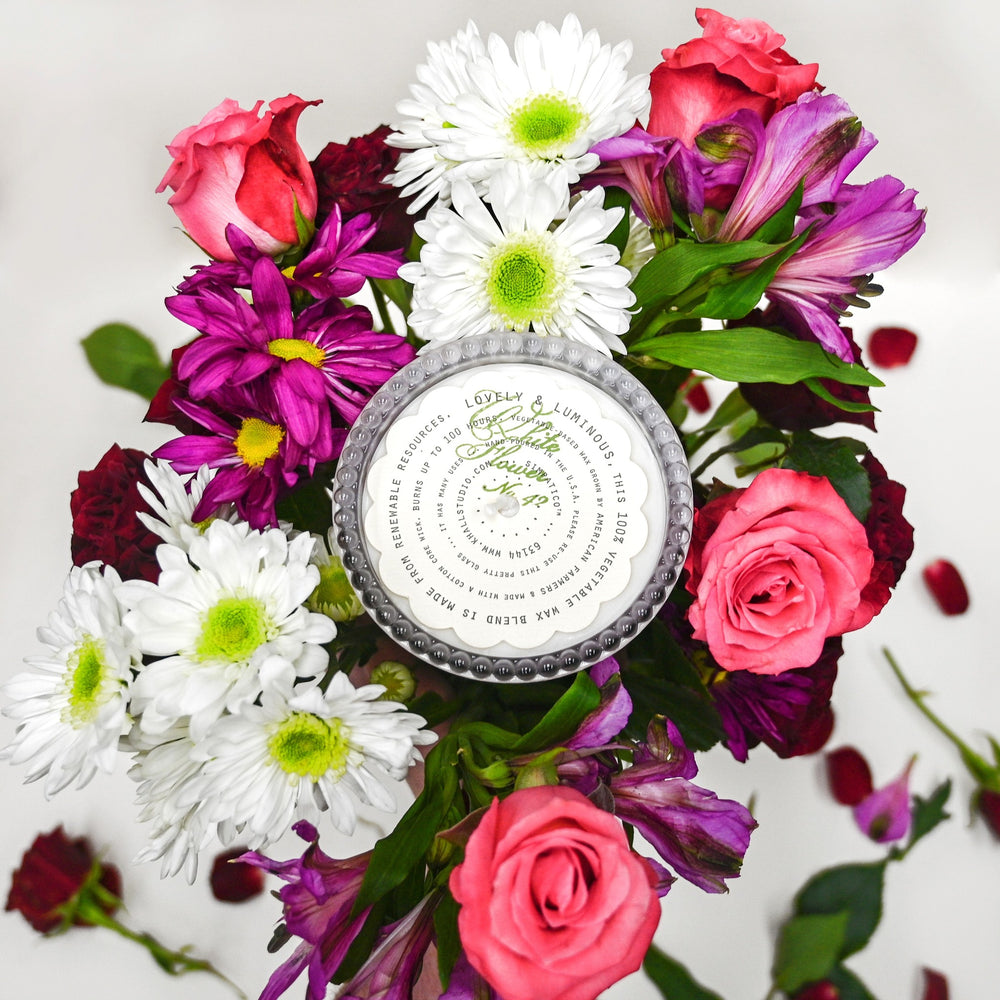 Simpatico White Flower Hobnail Candle