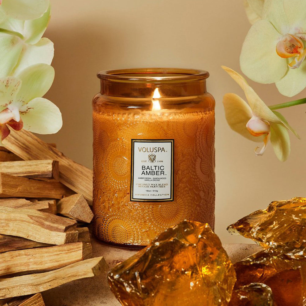 VOLUSPA Baltic Amber 100hr Candle