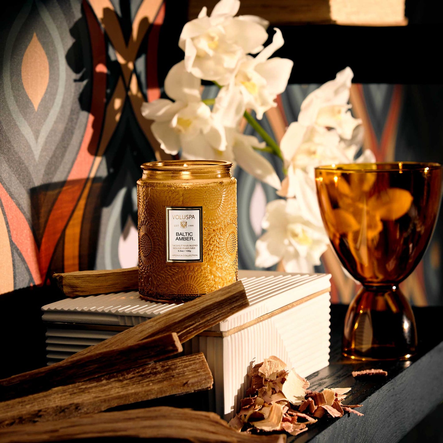 VOLUSPA Baltic Amber 50hr Candle Jar