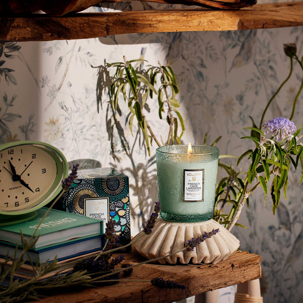 VOLUSPA French Cade & Lavender 60hr Classic Candle