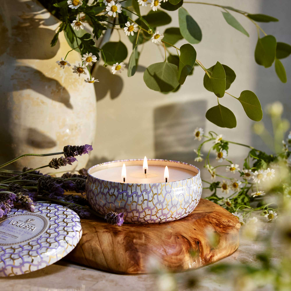 VOLUSPA Mountain Lavender & Chamomile 3 Wick Candle