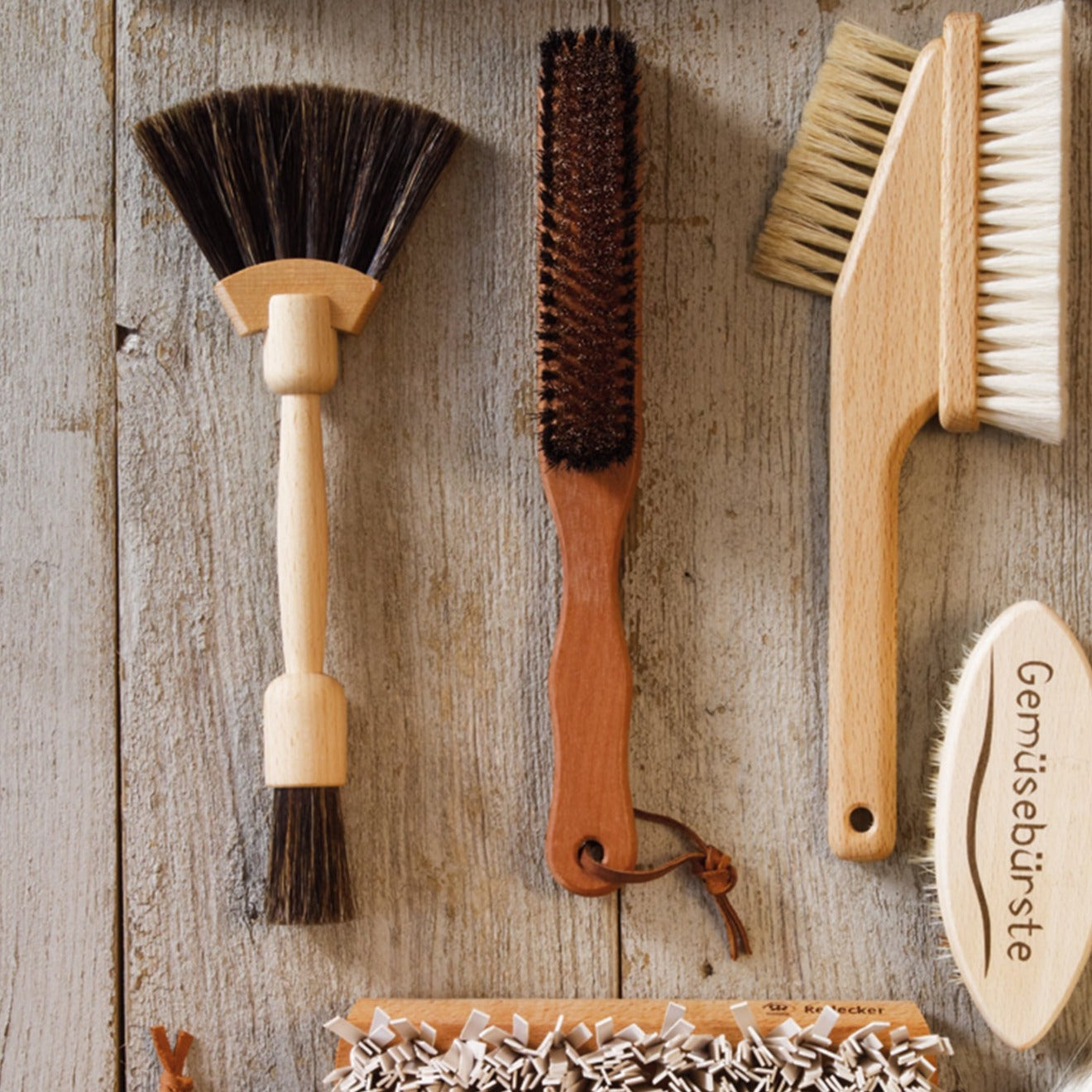 Redecker Corner Scrub Brush: Official Stockist