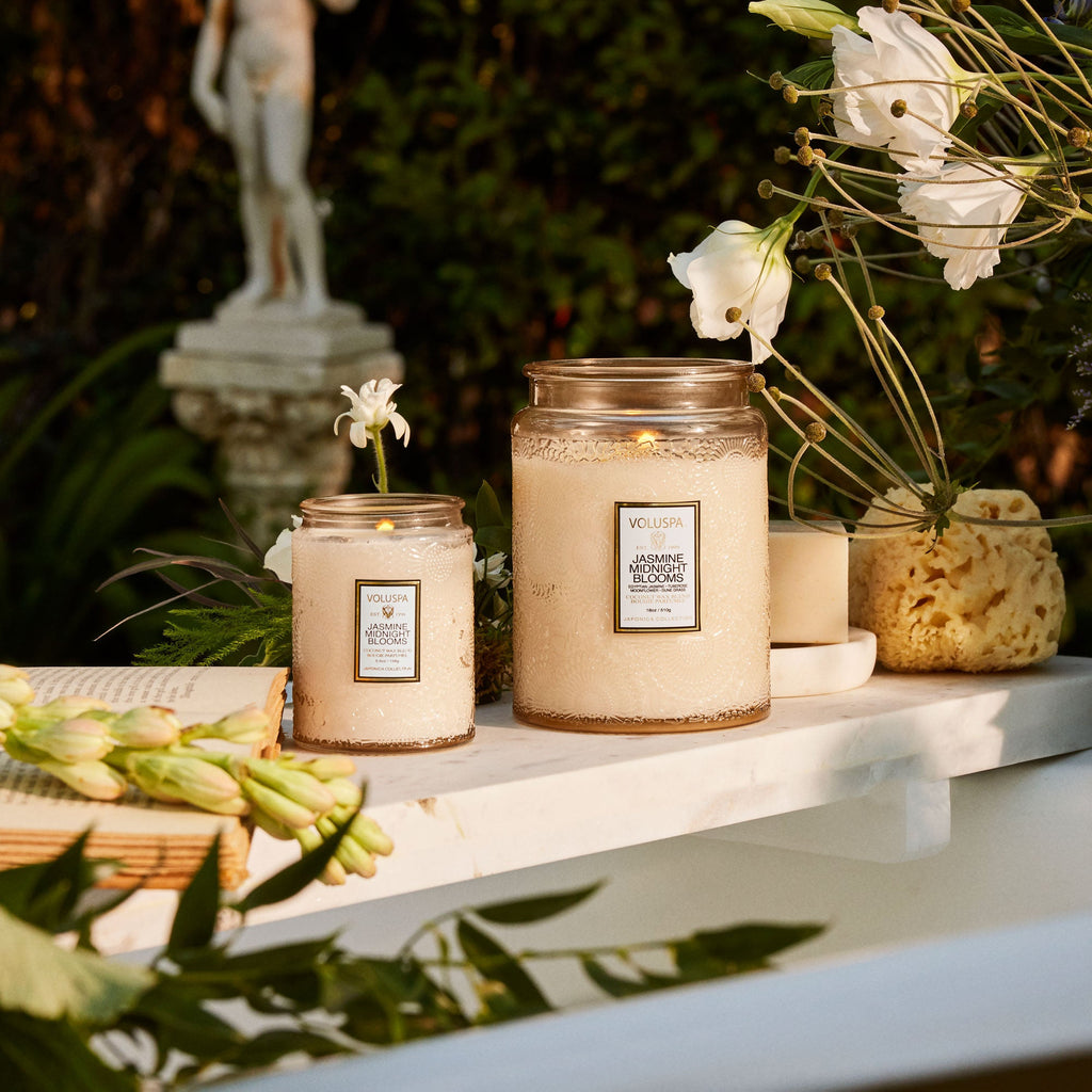 VOLUSPA Jasmine Midnight Blooms 50hr Candle Jar
