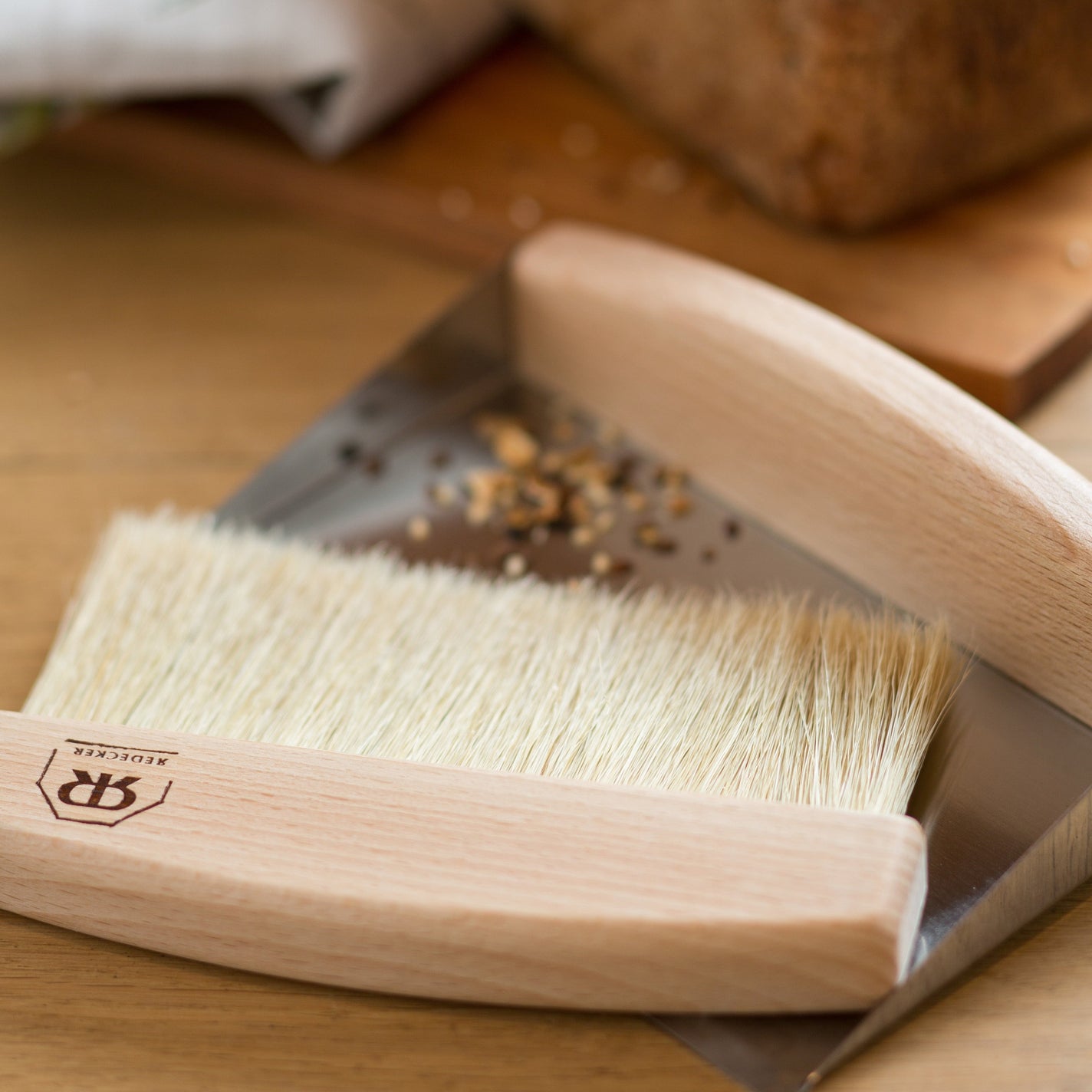 Redecker Table Sweeping Set