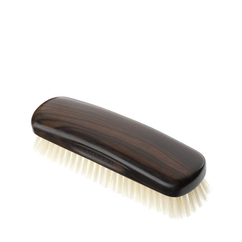 Makassar Clothes Brush