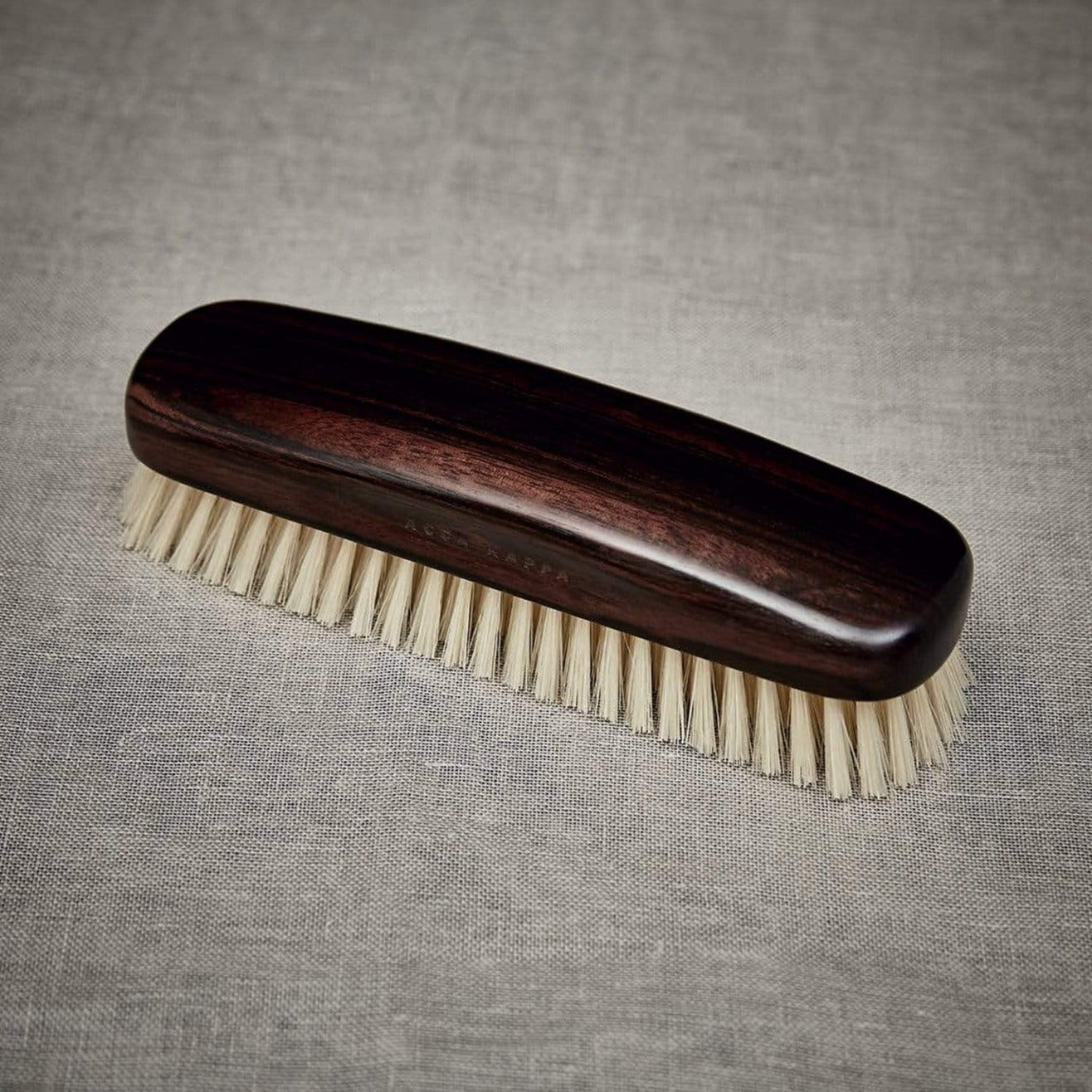 Acca Kappa Makassar Clothes Brush