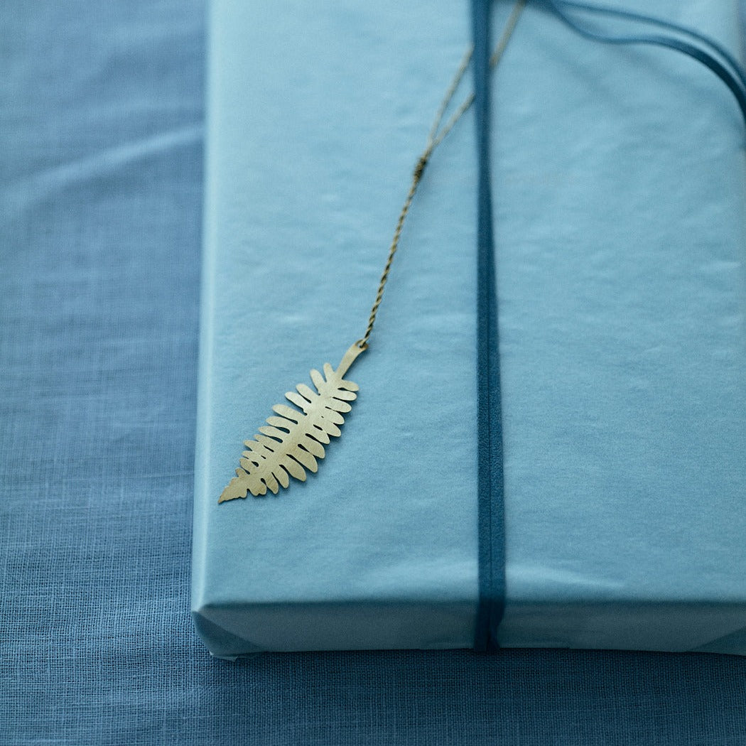 Fog Linen Work Brass Leaf: J Style