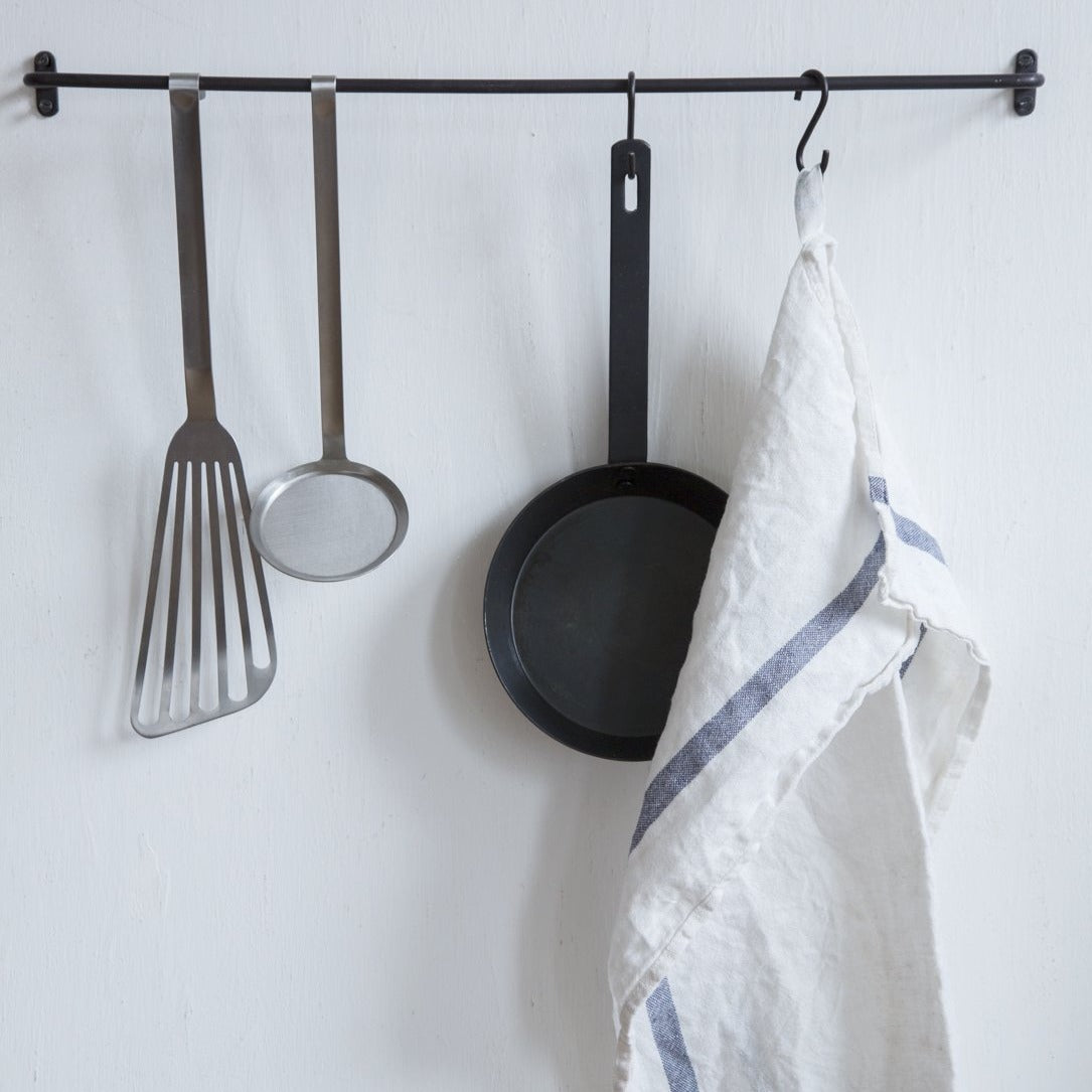 Fog Linen Work Thick Linen Tea Towel: White Navy Stripe