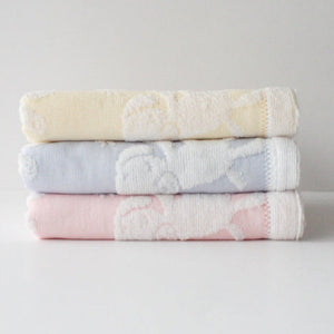 Kontex Macaron Bath Towel - Blue Puppy