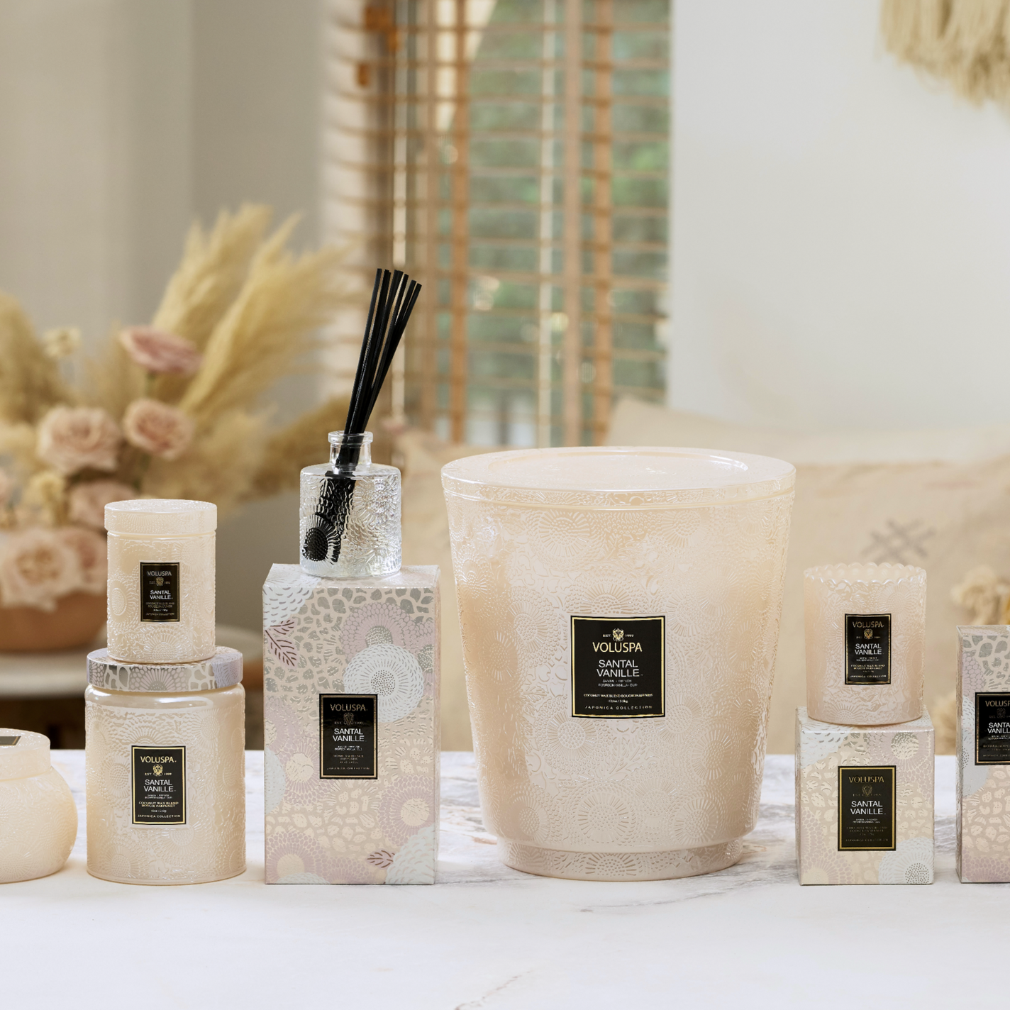 VOLUSPA Santal Vanille 250hr/3.5kg Hearth Candle