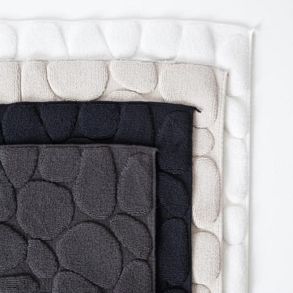 Yoshii Ottaipnu 'Pebble' Bath Mat - Black
